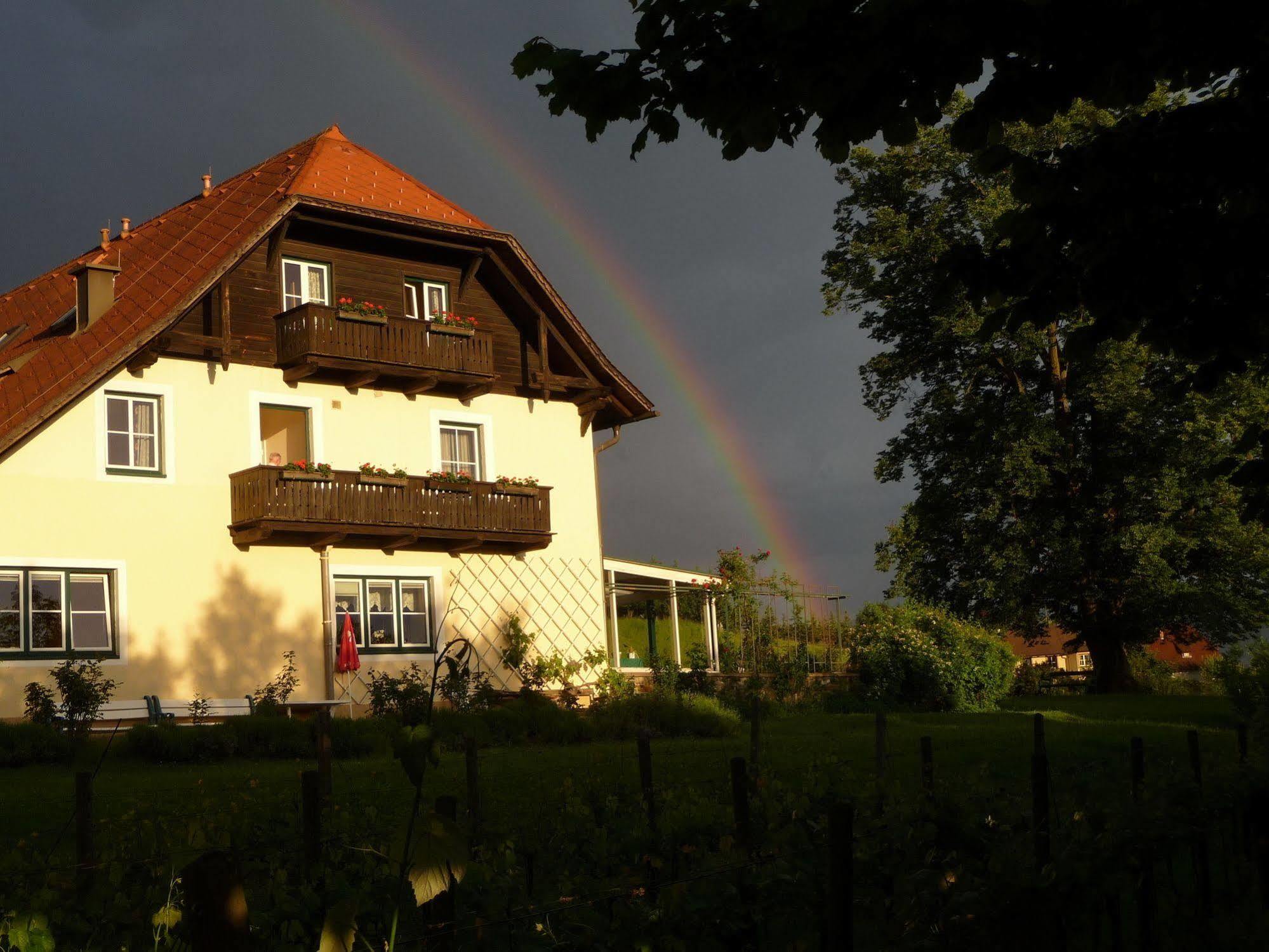 Landhaus Strussnighof Pörtschach am Wörthersee المظهر الخارجي الصورة